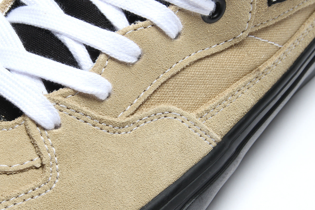 Skate Half Cab (Elijah Berle)