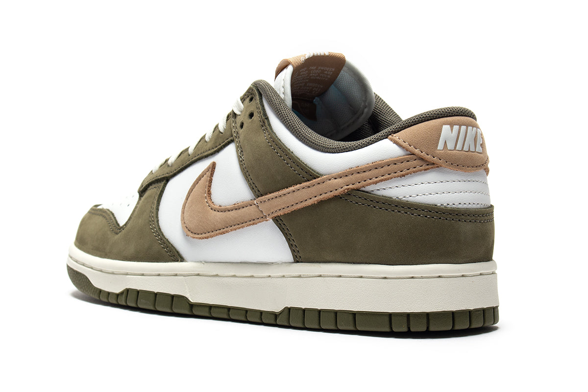 Dunk Low Retro