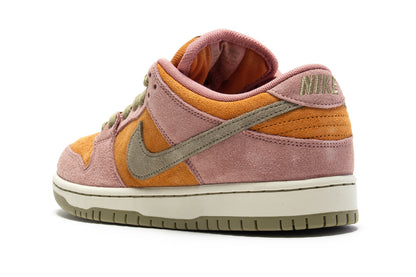 Dunk Low Pro