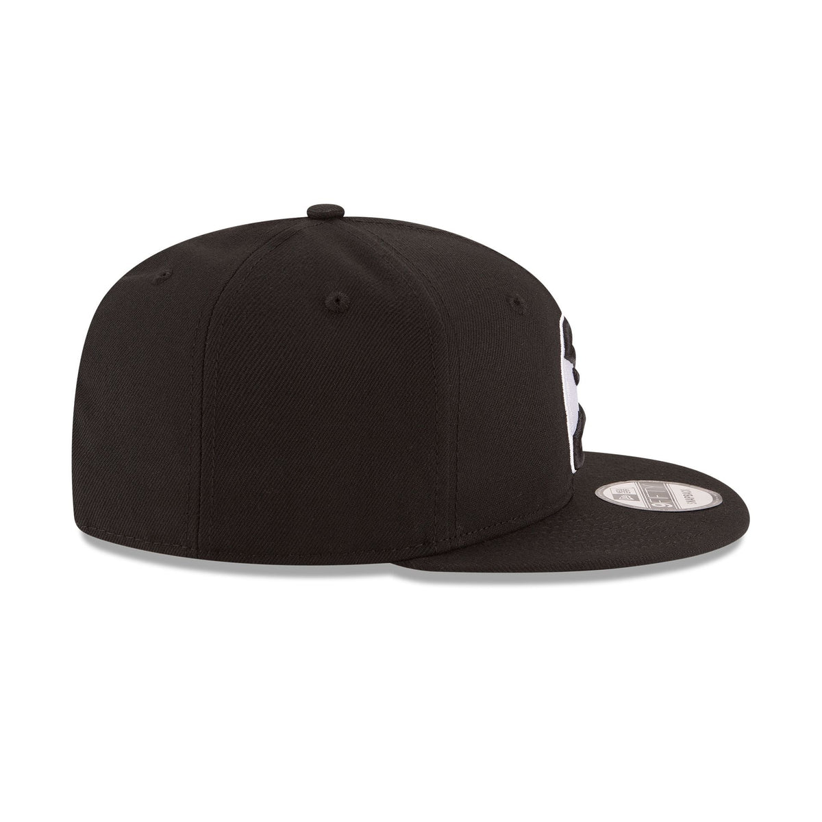 Atlanta Hawks Basic Black & White 9FIFTY Snapback Hat