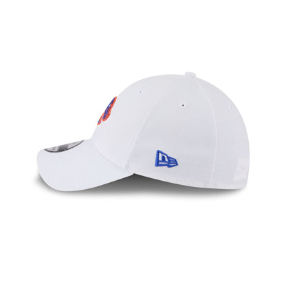 Boise State Broncos Optic White 39THIRTY Stretch Fit Hat
