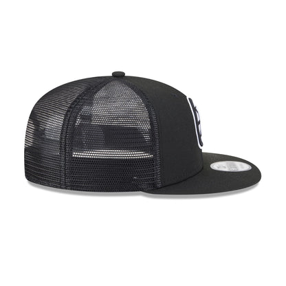 Boston Bruins Black 9FIFTY Trucker Hat