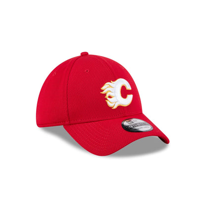 Calgary Flames Red 39THIRTY Stretch Fit Hat