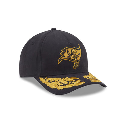 Alpha Industries x Tampa Bay Buccaneers Black 9FORTY M-Crown A-Frame Snapback Hat