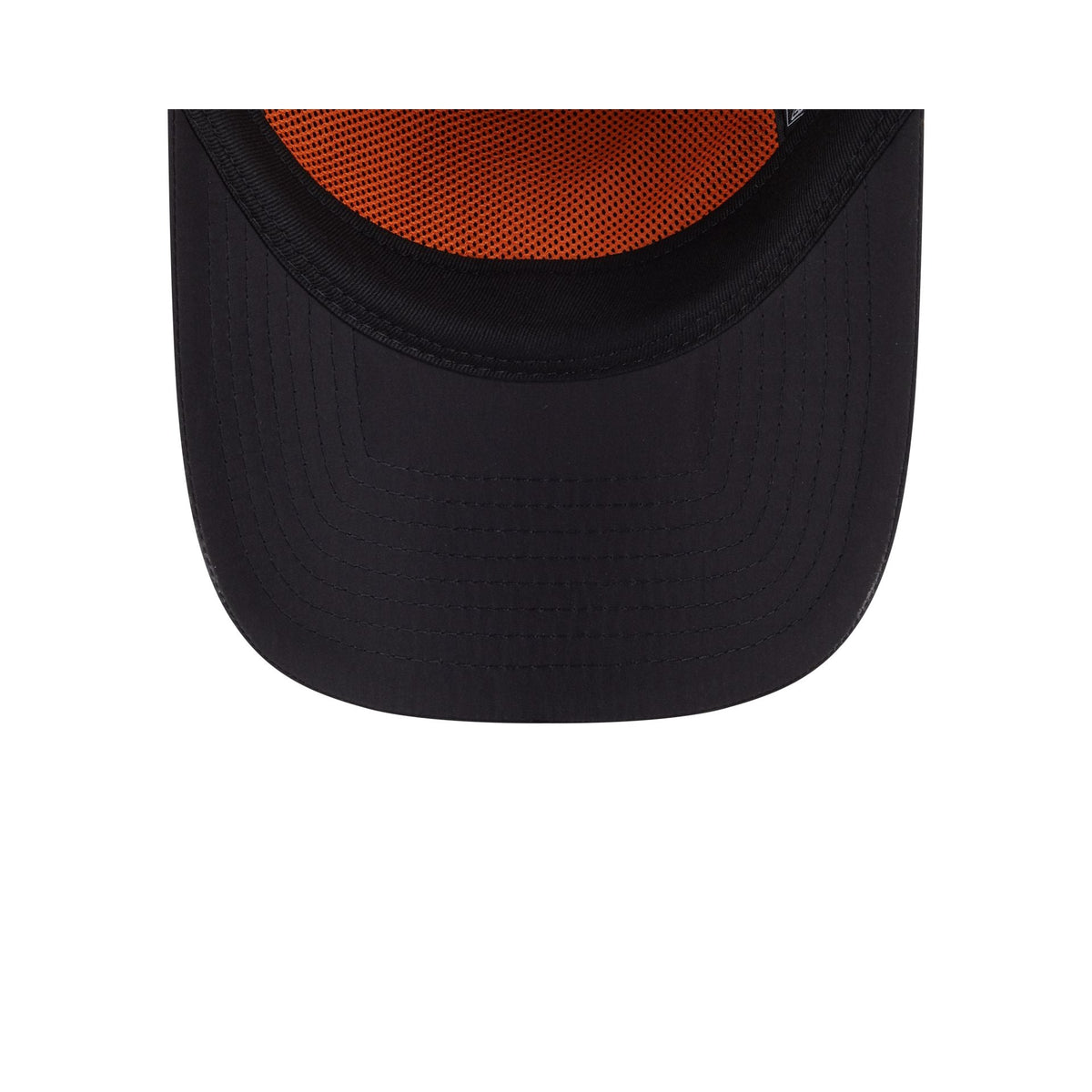 Alpha Industries x Chicago Bears Black Runner Adjustable Hat