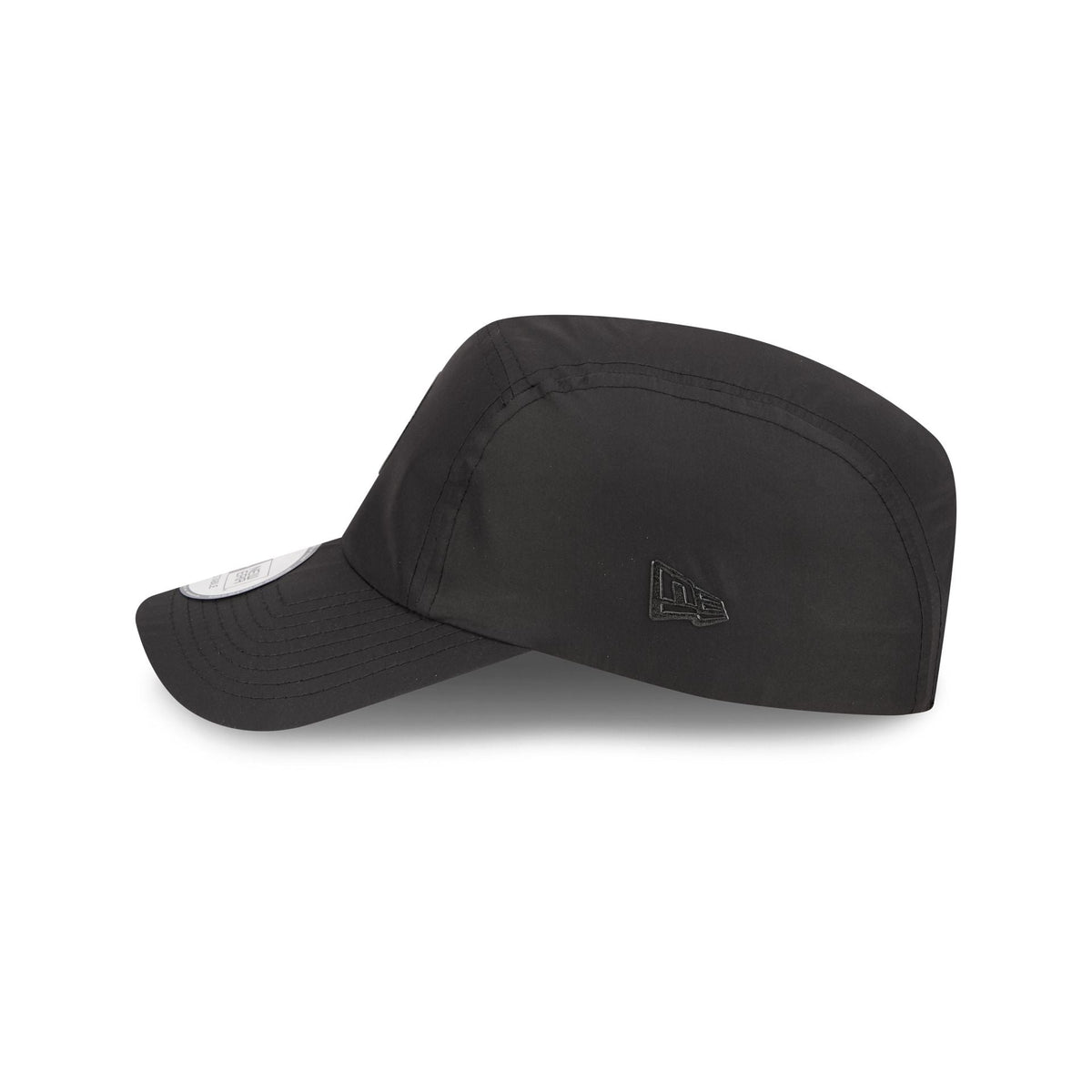 Alpha Industries x New York Knicks Black Runner Adjustable Hat