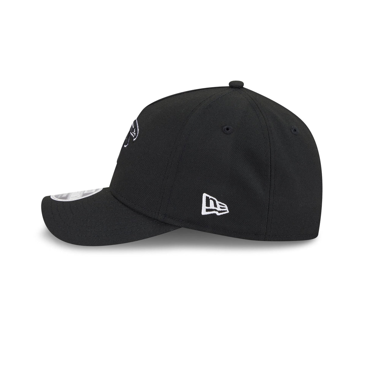 Atlanta Falcons Black & White 9FORTY M-Crown A-Frame Snapback Hat