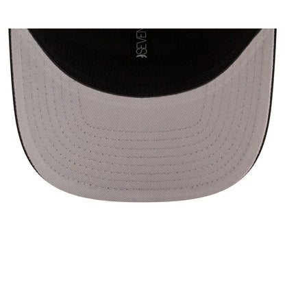 Chicago Bulls Team Black 9SEVENTY Stretch-Snap Hat