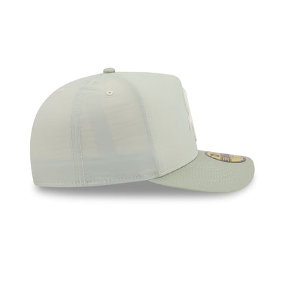 Chicago White Sox Crinkle 59FIFTY A-Frame Fitted Hat