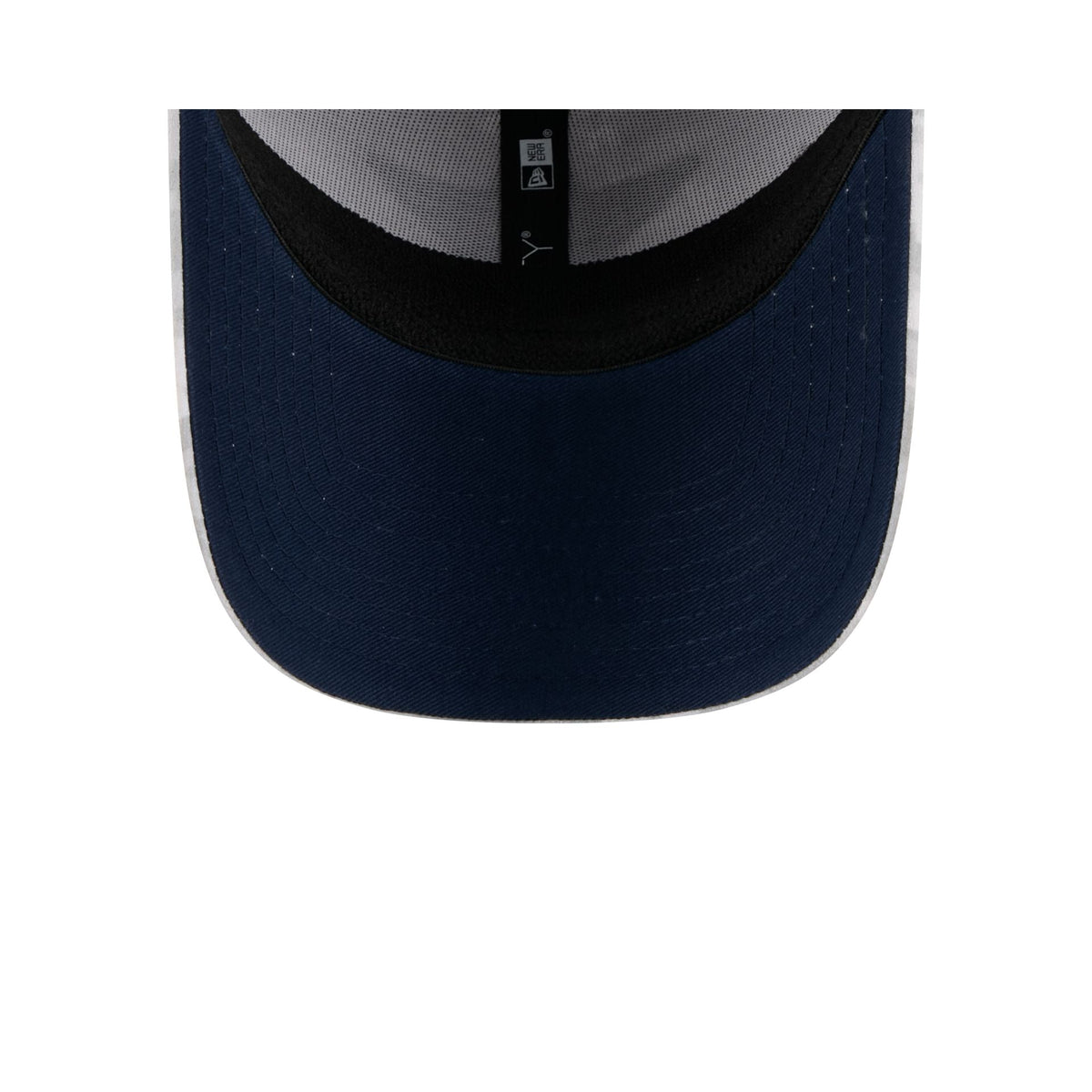 Dallas Cowboys 2025 Salute to Service Fan Gear 39THIRTY Stretch Fit Hat