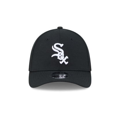 Chicago White Sox Black and White 39THIRTY M-Crown Stretch Fit Hat
