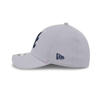 Atlanta Braves Gray 39THIRTY M-Crown Stretch Fit Hat