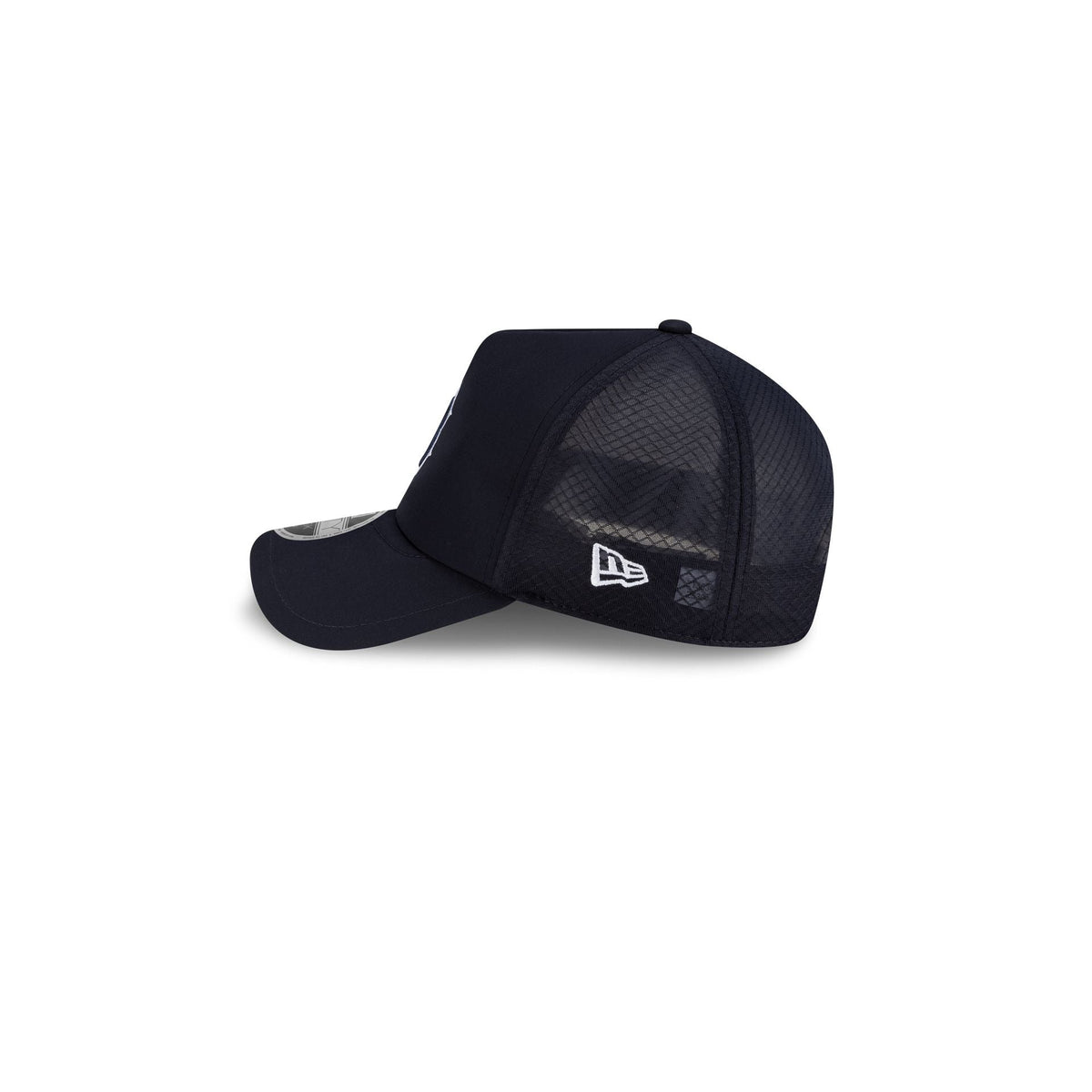 Boston Red Sox 2026 Batting Practice Kids 9FORTY APEX Trucker Hat