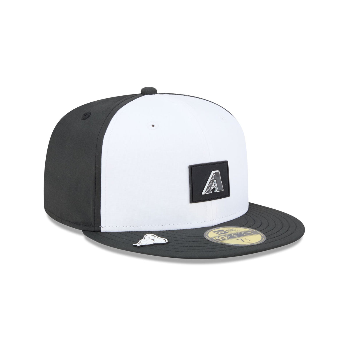Arizona Diamondbacks 2026 Clubhouse Black & White 59FIFTY Fitted Hat