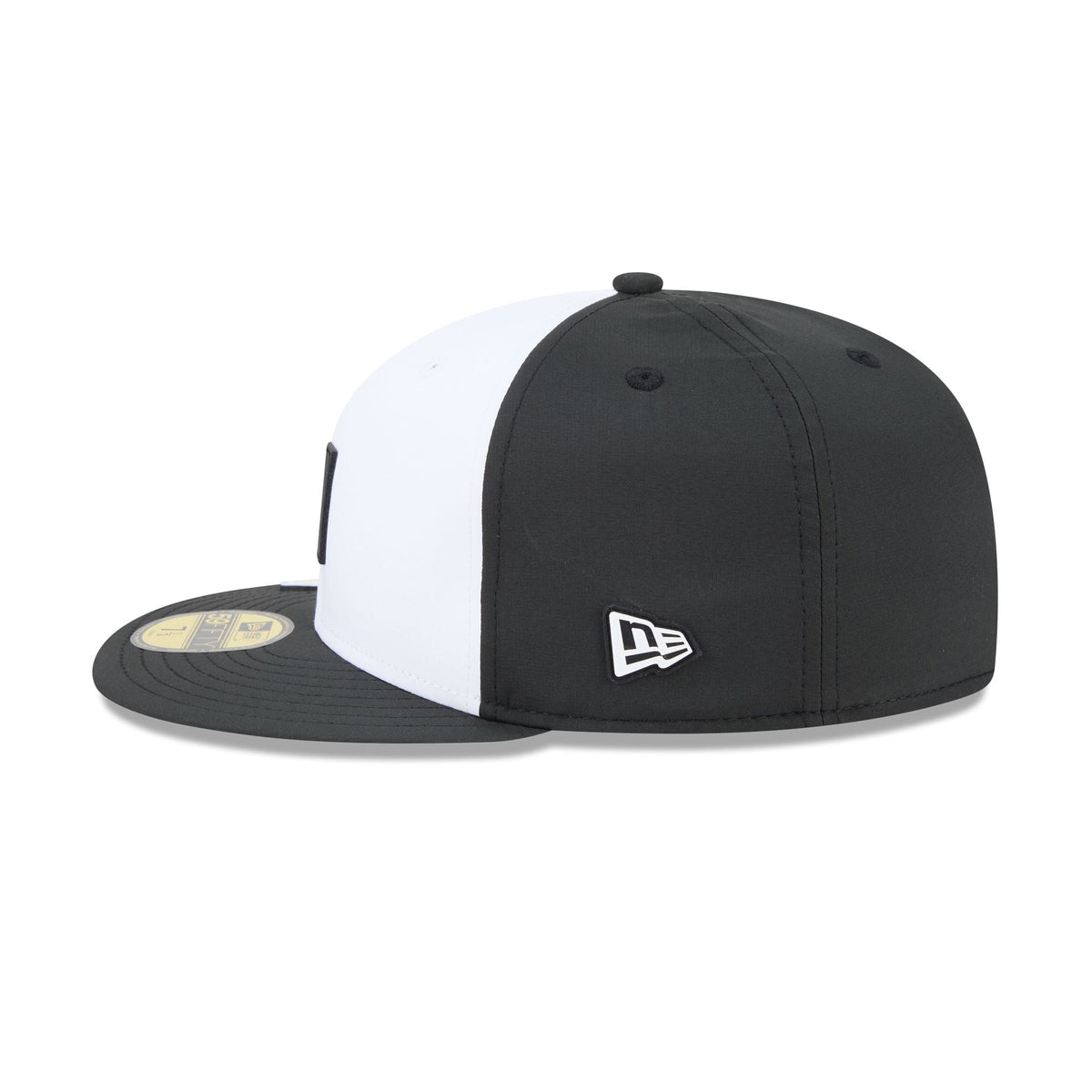 Arizona Diamondbacks 2026 Clubhouse Black & White 59FIFTY Fitted Hat