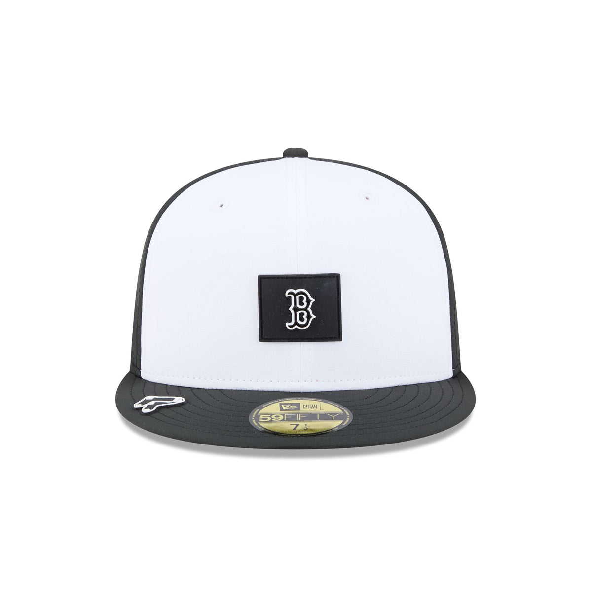 Boston Red Sox 2026 Clubhouse Black & White 59FIFTY Fitted Hat