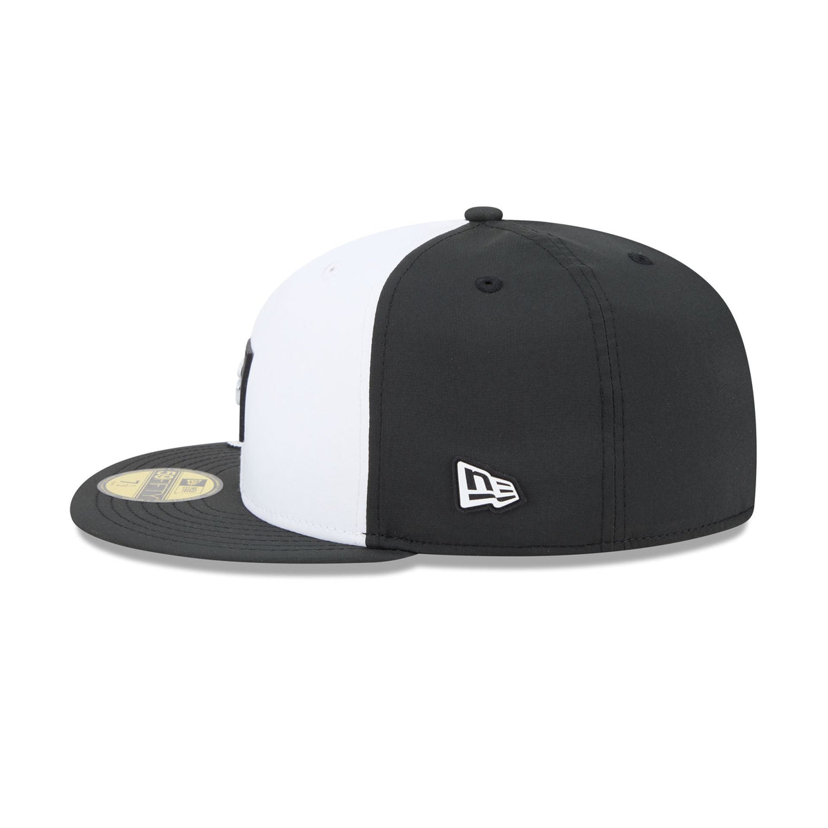 Baltimore Orioles 2026 Clubhouse Black & White 59FIFTY Fitted Hat