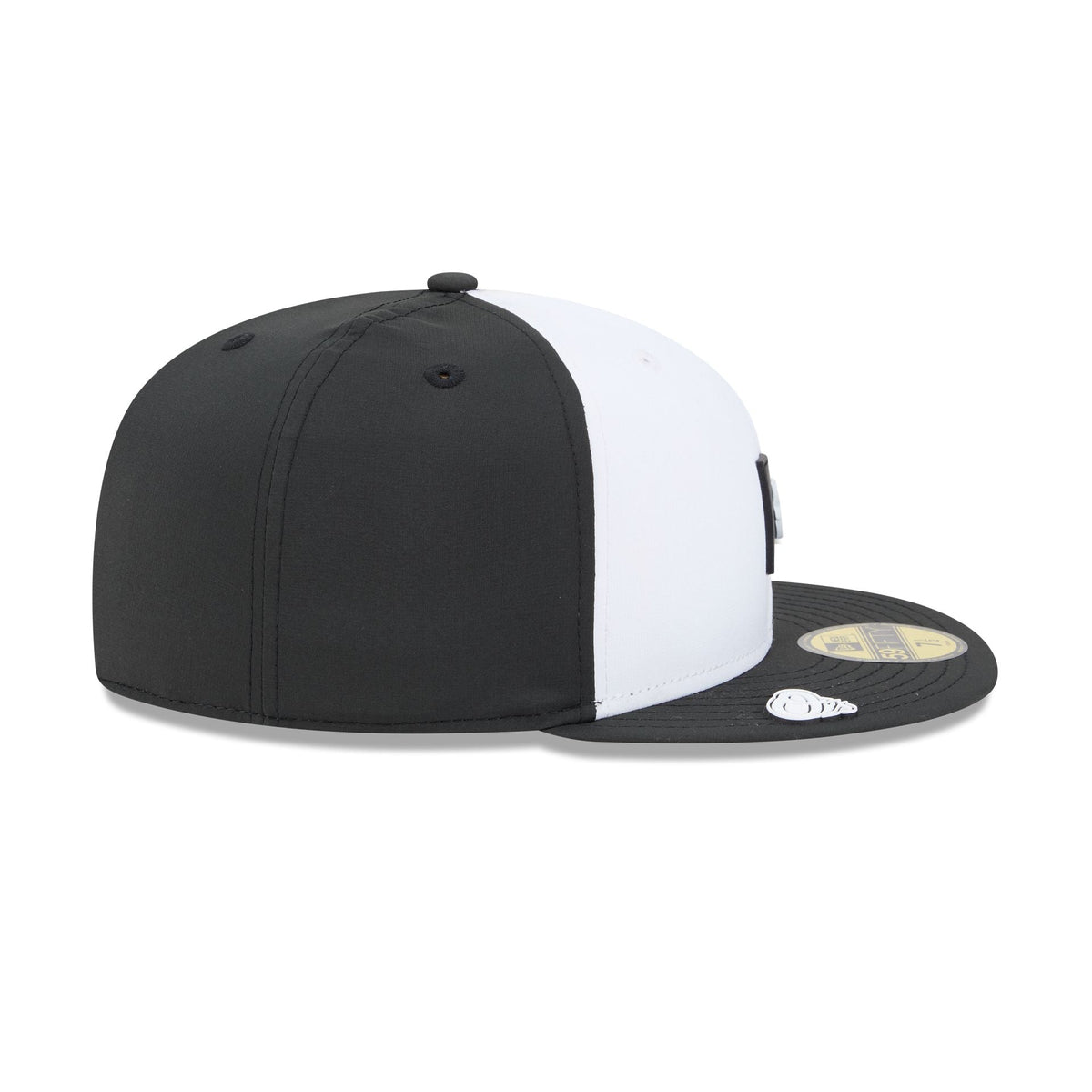 Baltimore Orioles 2026 Clubhouse Black & White 59FIFTY Fitted Hat