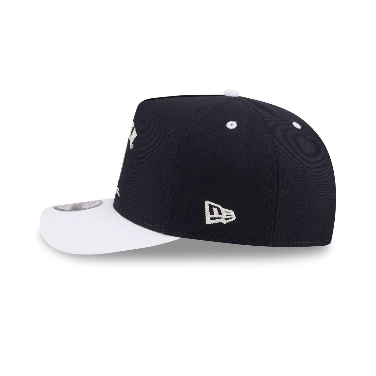 Connecticut Huskies Arched 9FIFTY A-Frame Snapback Hat