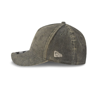 New Era Cap Washed Corduroy Cilantro Green 9FORTY M-Crown A-Frame Snapback Hat