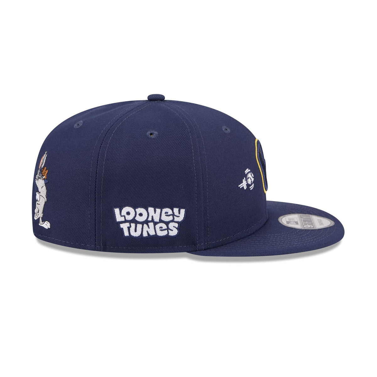 Milwaukee Brewers Bugs Bunny Swing 9FIFTY Snapback Hat