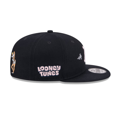 Boston Red Sox Lola Bunny Swing 9FIFTY Snapback Hat