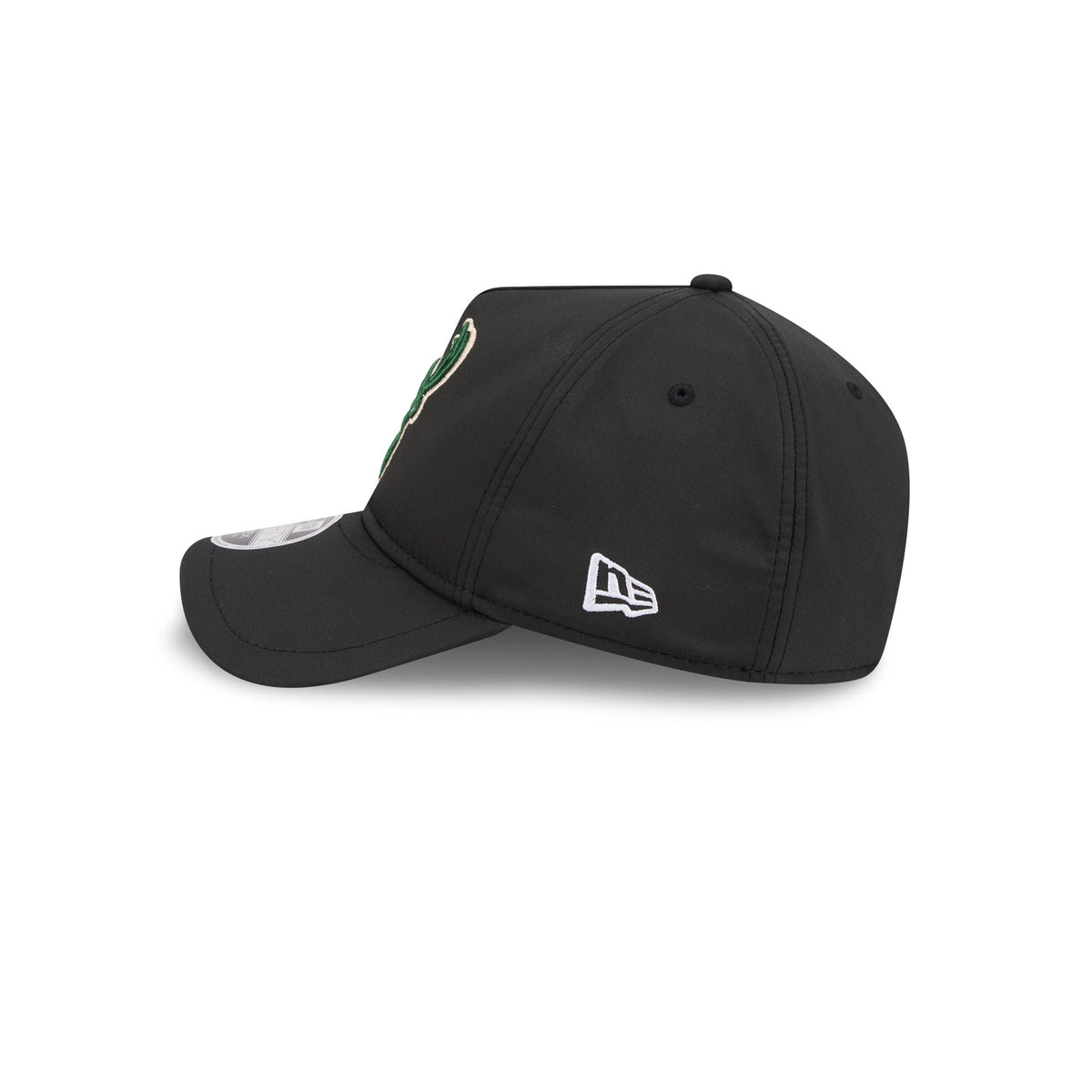 Milwaukee Bucks 9FORTY APEX Snapback Hat