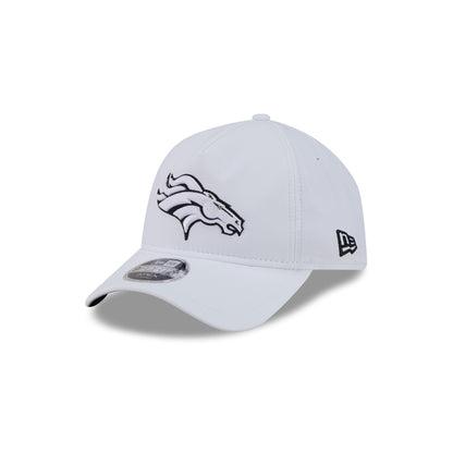 Denver Broncos White 9FORTY APEX Snapback Hat