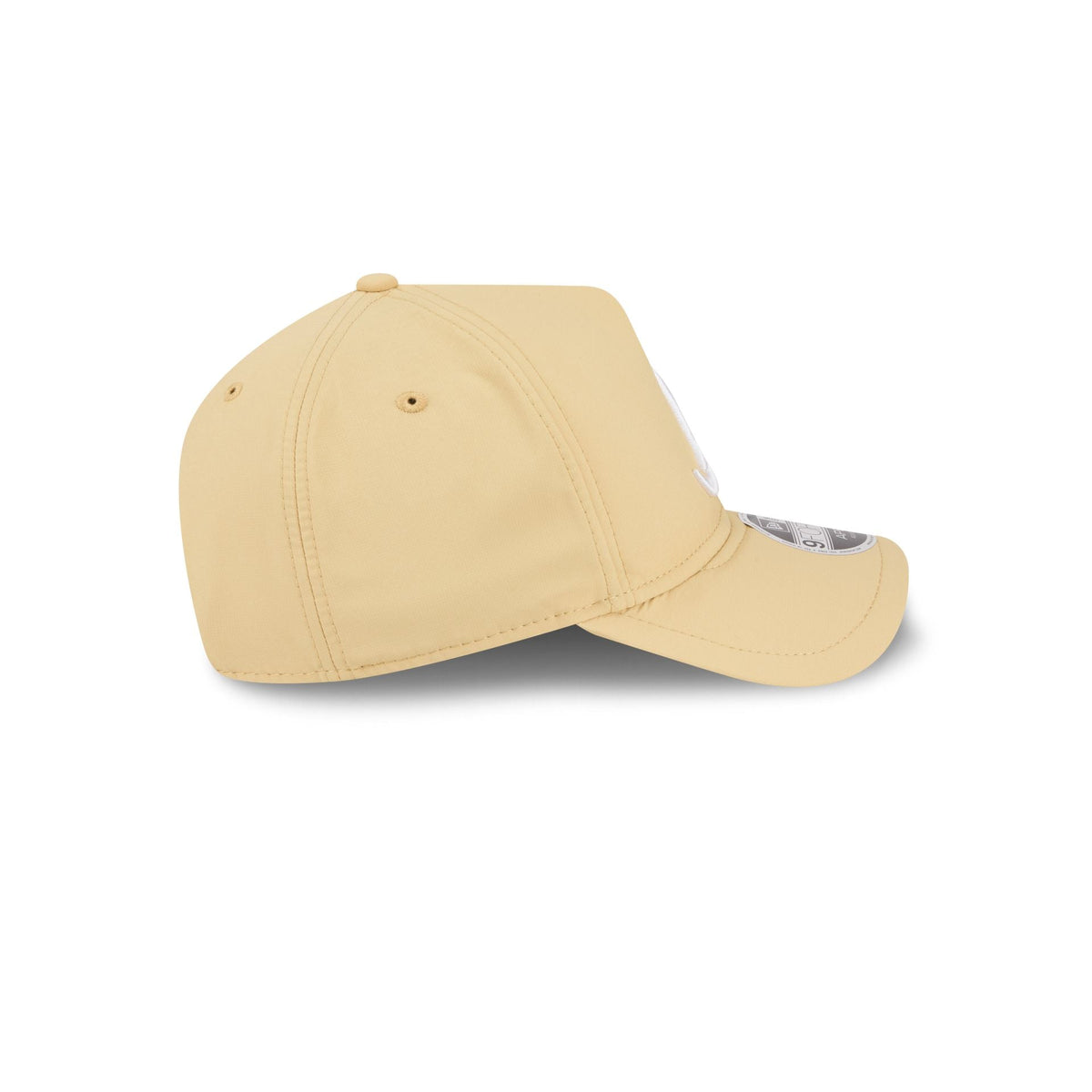 Atlanta Braves Beige 9FORTY APEX Snapback Hat