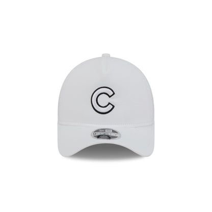 Chicago Cubs White 9FORTY APEX Snapback Hat