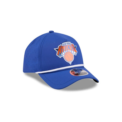 New York Knicks Performance 9FORTY APEX Snapback Hat