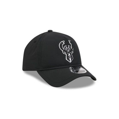 Milwaukee Bucks Black 9FORTY APEX Snapback Hat