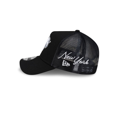 New York Knicks Side Script Black 9FORTY A-Frame Trucker Hat