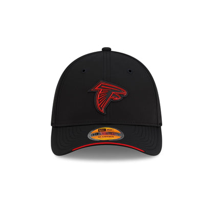 Atlanta Falcons 2026 Sideline 39THIRTY M-Crown Stretch Fit Hat
