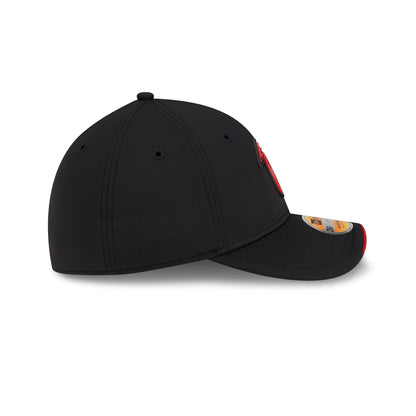 Atlanta Falcons 2026 Sideline 39THIRTY M-Crown Stretch Fit Hat