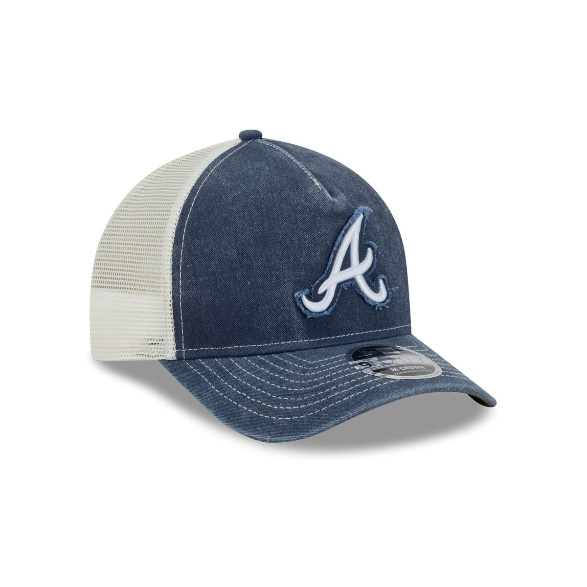 Atlanta Braves Frayed Logo 9FORTY M-Crown A-Frame Trucker Hat