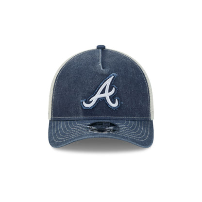 Atlanta Braves Frayed Logo 9FORTY M-Crown A-Frame Trucker Hat