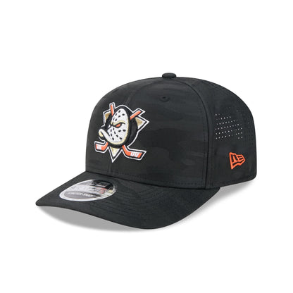 Anaheim Ducks Black Camo Performance 9SEVENTY Stretch-Snap Hat