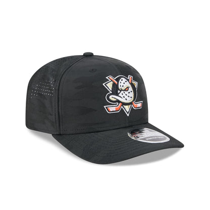 Anaheim Ducks Black Camo Performance 9SEVENTY Stretch-Snap Hat