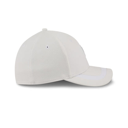 New Era Cap White Cotton 39THIRTY M-Crown Stretch Fit Hat