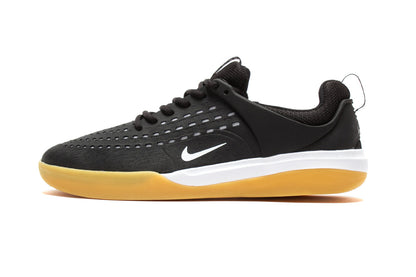 Zoom Nyjah 3