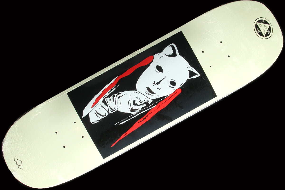 Audrey on Moontrimmer 2.0 Black Dip/Bone Deck - 8.65
