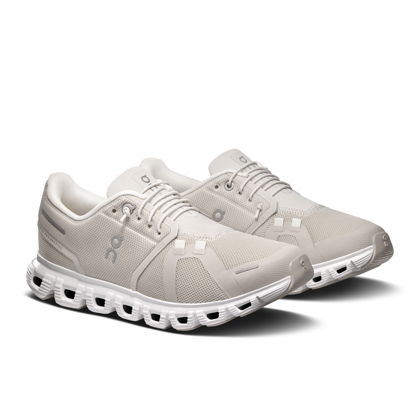 On Running Women's Cloud 6 Wide Shoes - Pearl / White