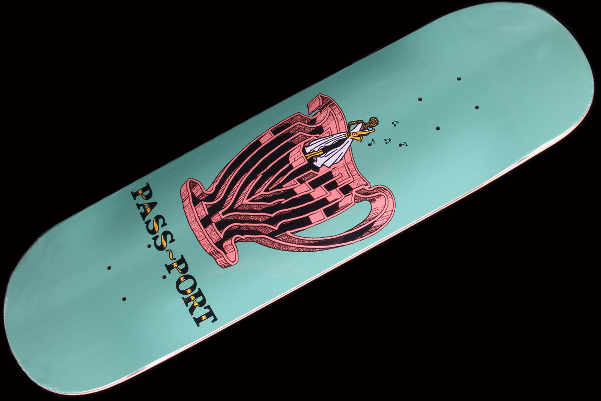 Maze Series Jug Deck - 8.25"