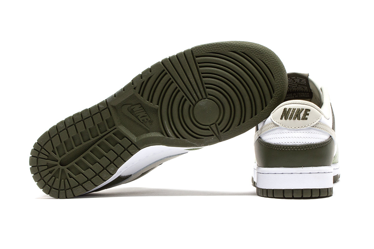 Dunk Low 'Oil Green'