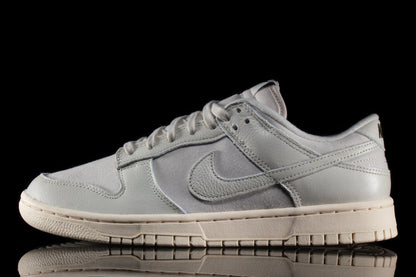 Dunk Low Retro Premium