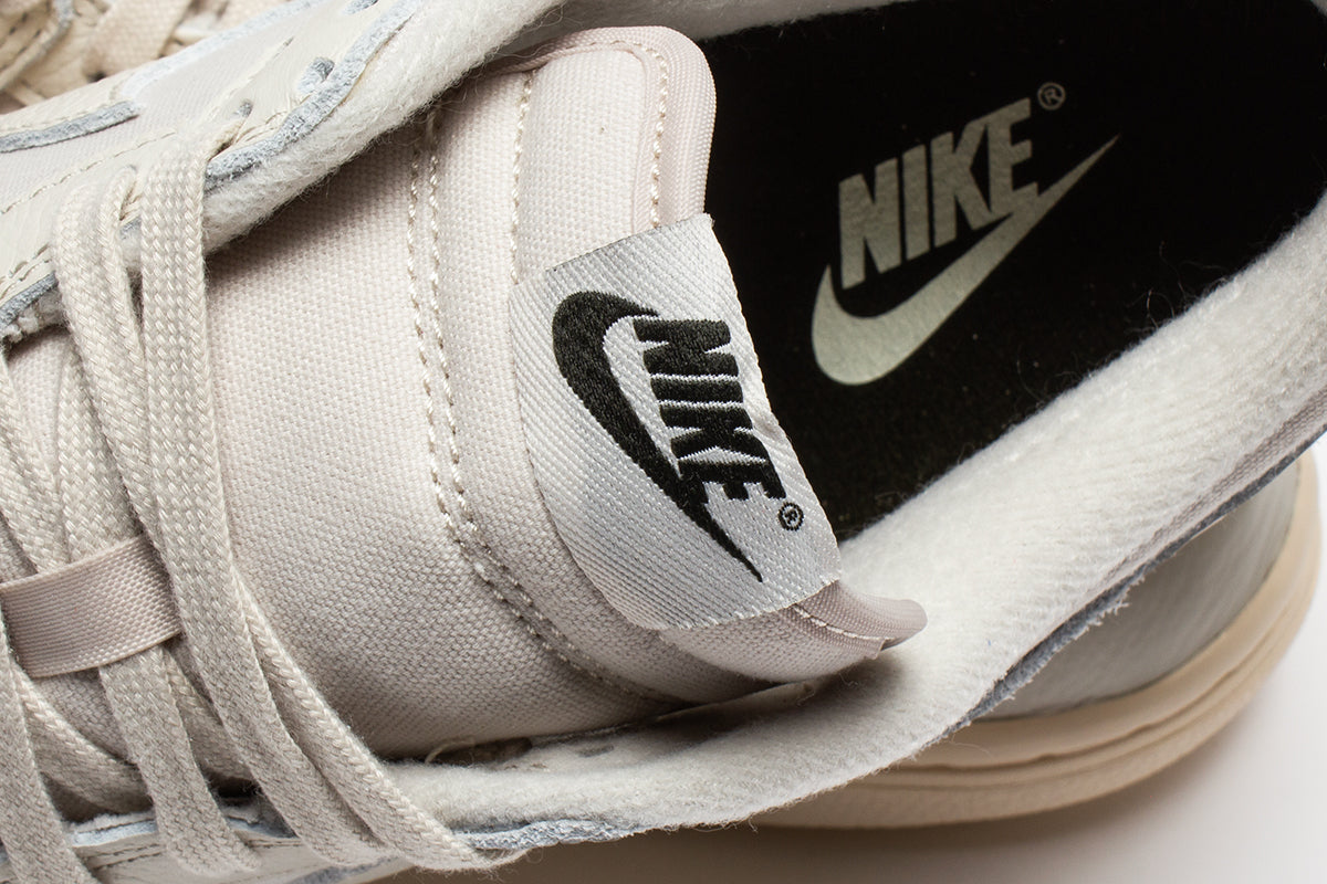 Dunk Low Retro Premium