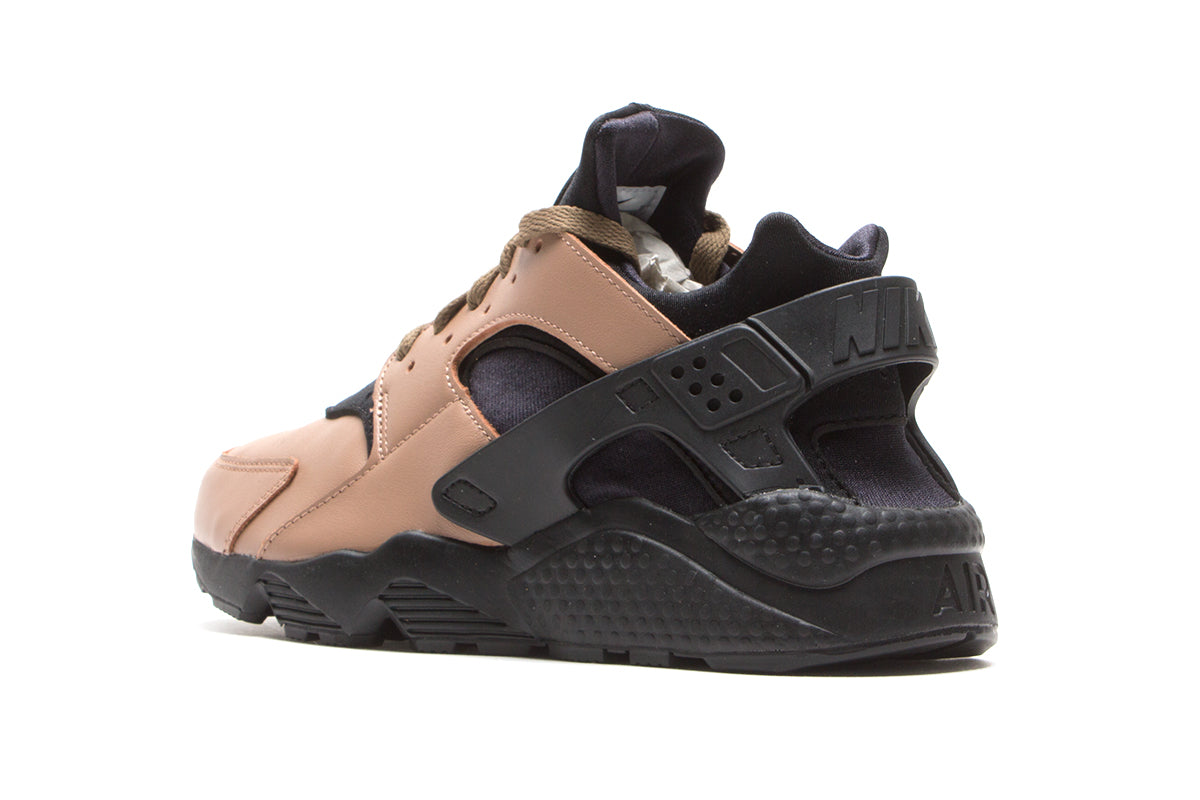 Air Huarache LE