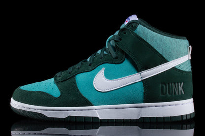Dunk Hi Retro SE