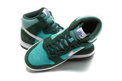 Dunk Hi Retro SE